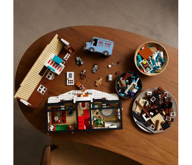 LEGO Ideas 21330 Kevin sam w domu - 1034603 - zdjęcie 8